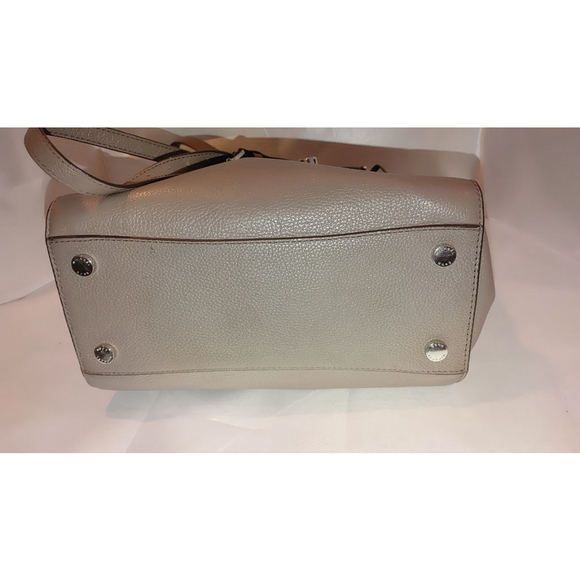 Michael Kors Hamilton - Picture 5 of 7